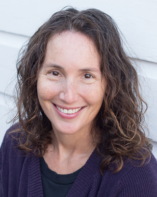 Photo of Hannah Milan Gottsegen, MFT, Marriage & Family Therapist in San Rafael, CA