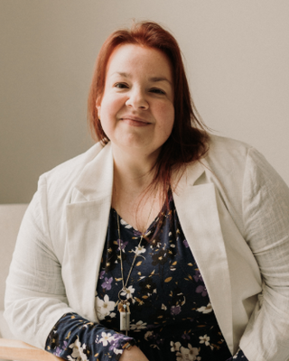 Photo of Jenn Schaefer, Licensed Professional Counselor, MA, LPC, CCLS, RWWP