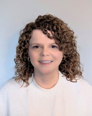 Photo of Amy de Nobriga, Registered Social Worker, MSW, RSW