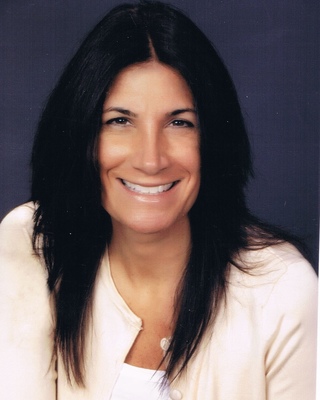 Photo of Michele Merlob, MS, LMHC, LPC, LPCC, CEDS in Beverly Hills