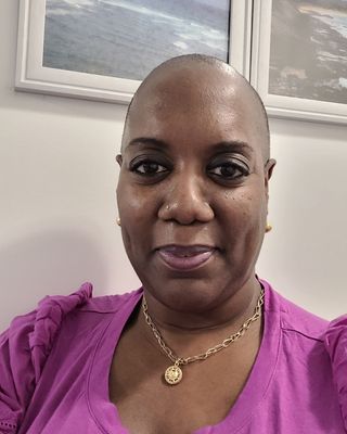 Photo of Natasha Mern Bobb-Semple, Clinical Social Work/Therapist, LCSW, LICSW