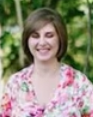 Photo of Lauren McKay, Licensed Professional Clinical Counselor , LPCC