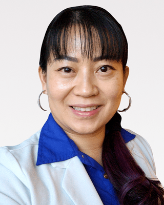 Photo of Helan Nguyen, Marriage & Family Therapist, LMFT