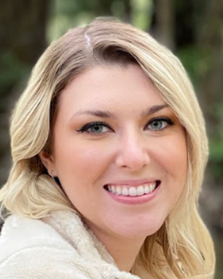 Photo of Amanda Geiger, Licensed Professional Clinical Counselor, LPCC