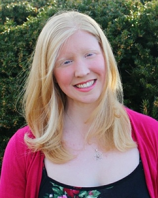 Photo of Lauren Brierly, Psychologist in Everett, MA