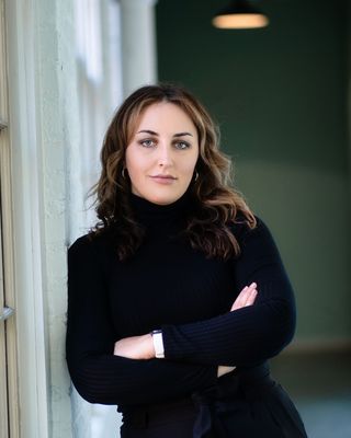 Photo of April Elsasser, Licensed Professional Counselor, LPCC, RYT 200, MA