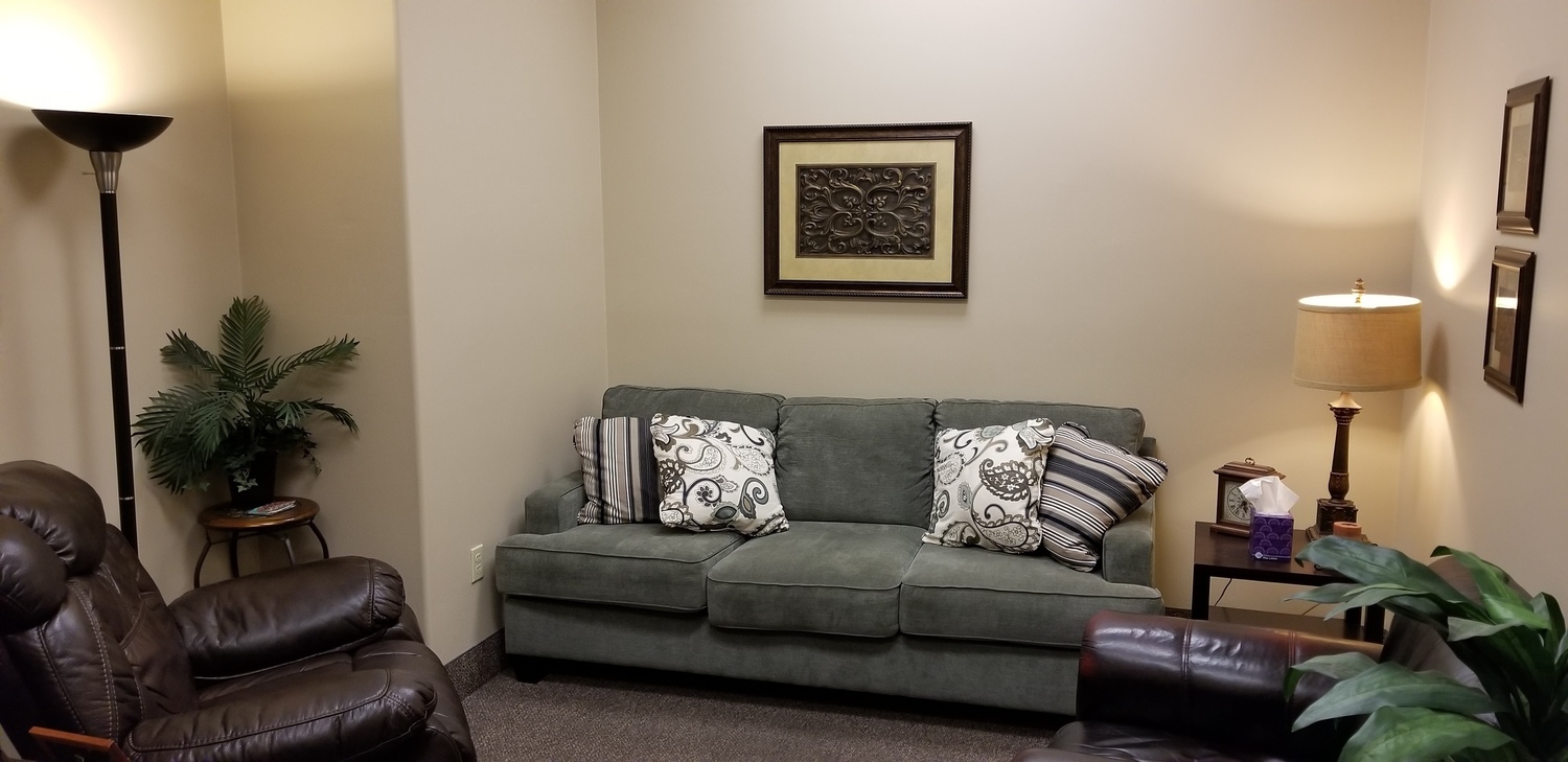 Gallery Photo of Dr. Weller's therapy office