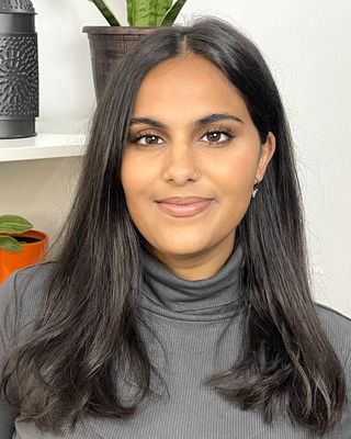 Photo of Shannon Dsouza, Registered Psychotherapist (Qualifying), MACP, BSc, RP(Q)