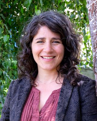 Photo of Yonat Paiva, Marriage & Family Therapist, MA, LMFT