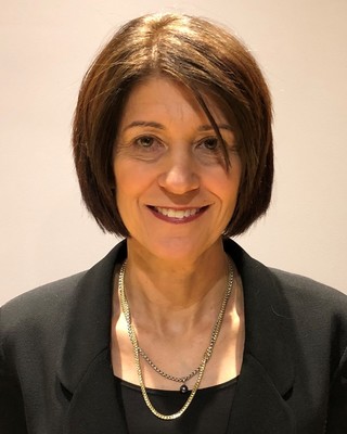 Photo of Lisa Hadley, Psychiatrist