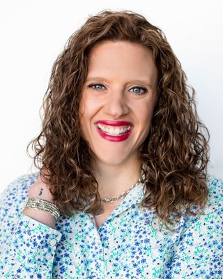 Photo of Erin Sawhill, Clinical Social Work/Therapist, MSW, LISW, PMH-C