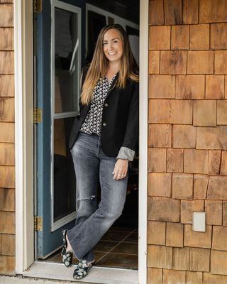 Photo of Erin Hefford - Erin Hefford Counselling and Mental Training, Counsellor, BA, MS, MAMFT, RCC, CCC