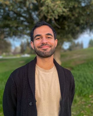 Photo of Arashnoor Gill, Marriage & Family Therapist Associate, AMFT