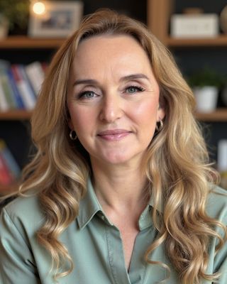 Photo of Fayina Cohen, Clinical Social Work/Therapist, LCSW-R, CHT