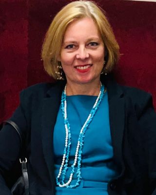 Photo of Esmée Rotmans, Psychotherapist, MA, MUKCP