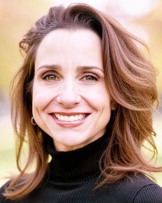 Photo of Rebecca Flores, Licensed Professional Counselor, MA, EMDR, LPC