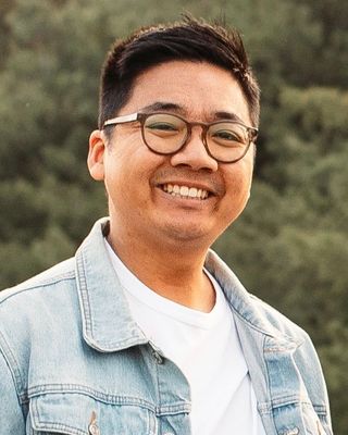 Photo of Iven Chung, Registered Psychotherapist, MDiv, RP, EMDR