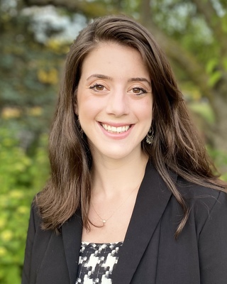 Photo of Hannah Ernst, Licensed Professional Clinical Counselor in Worthington, Columbus, OH
