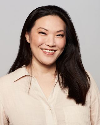Photo of Vena Kim Cain, LCSW, RYT200, Clinical Social Work/Therapist