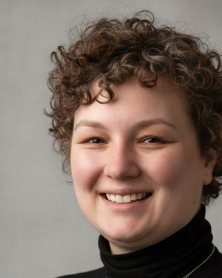 Photo of Sarah Camerota, Clinical Social Work/Therapist, LICSW