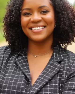 Photo of Kiara Robinson, Clinical Social Work/Therapist, LCSW