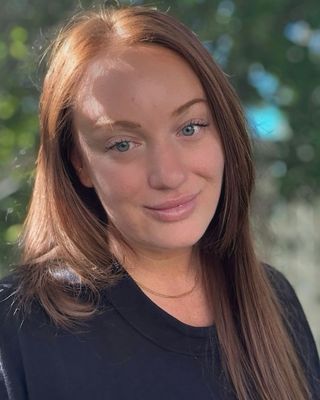 Photo of Stephanie Dean, Psychologist, R Psyc