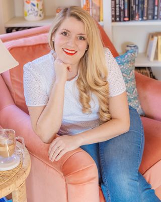 Photo of Hannah Parish-Dunsworth, MA, LPCC, LMHC