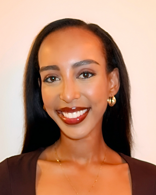 Photo of Salem Aaron, Registered Social Worker, Psychotherapist, MSW, RSW