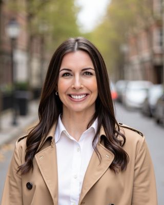 Photo of Taylor Weaver, Clinical Social Work/Therapist, MSW, LISW, RYT-200