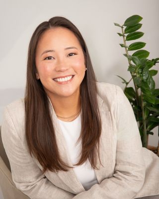 Photo of Dr. Sarah Lyn, Psychologist, MA, PsyD