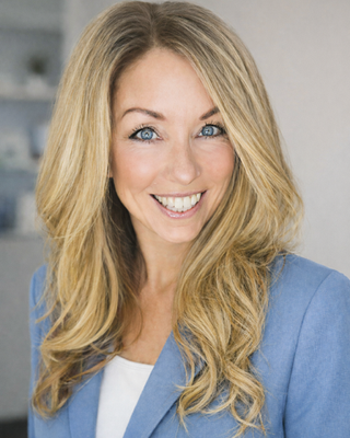 Photo of Kristin Lee Fawcett - Barrie Psychotherapy and Counselling Services, Registered Psychotherapist, RP, RSSW