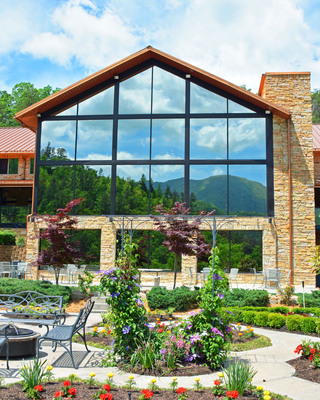 Photo of Smoky Mountain Lodge, Treatment Center in Benton, TN