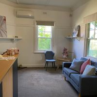 Gallery Photo of Comfortable waiting room
