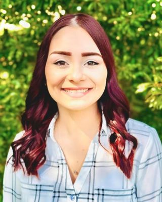 Photo of Alyssa Fiorella, Registered Mental Health Counselor Intern, MS, CTP, BSP