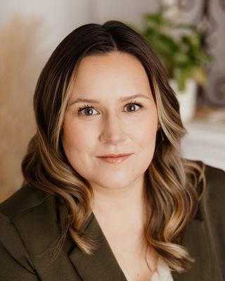 Photo of Stephanie Parent-Chandler, Psychologist, MC, RPsych