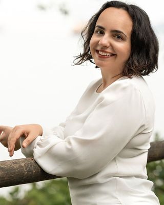 Photo of Roya Vojdani, Counsellor in Vancouver, BC