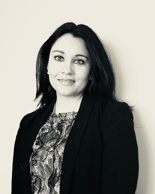 Photo of Dr. Lyndsay Foster, Psychologist, PhD, RDPsych