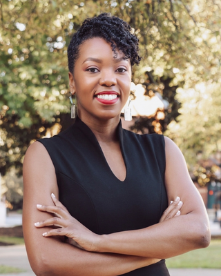 Photo of Ebony Hazel, Clinical Social Work/Therapist, MSW, LCSW
