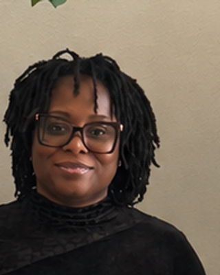 Photo of Dr. Abisola Onashile, Psychiatric Nurse Practitioner, DNP, MSN, PMHNPBC, FNP-BC