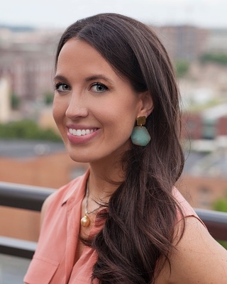 Photo of Dr. Lauren E. Mays, Psychologist in Washington, DC