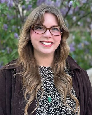 Photo of Kathryn Williams, Licensed Social Worker, MSW, LSW