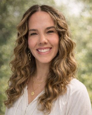 Photo of Emily Rose Penna, Psychologist, PsyD