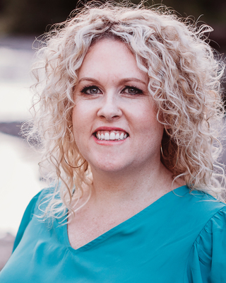Photo of Amy McClung, Marriage & Family Therapist