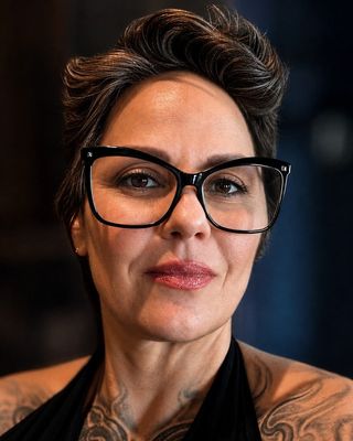 Photo of Aline Bales, Psychiatric Nurse Practitioner, DNP, PMHNP