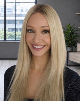 Photo of Holly Ann Hanson, Licensed Professional Counselor, LPC, LAC