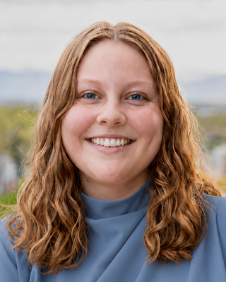 Photo of Elise Charette, Pre-Licensed Professional