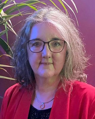 Photo of Mel Ovens, Psychotherapist, MUKCP