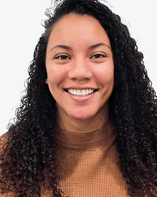 Photo of Dr. Elizabeth English, Registered Psychological Associate