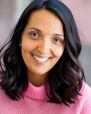 Photo of Suki Athwal, Clinical Social Work/Therapist in Victoria, BC