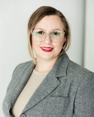 Photo of Shylo Heayn, Registered Psychotherapist (Qualifying)